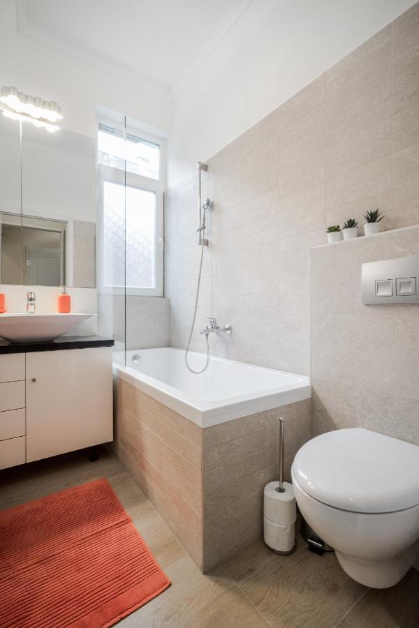 Bpr Danube Panoramic Suite Budapest Exterior photo